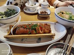 -小洞天柴火土菜馆