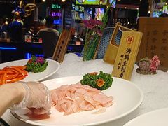 -四海一家自助餐(益田假日广场店)