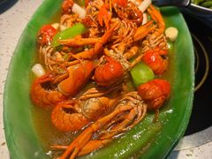 -沪小胖·小龙虾·蓝龙王(八佰伴店)