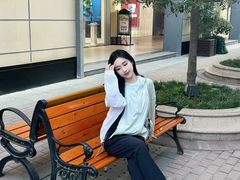 -王府井奥莱临潼小镇(临潼店)