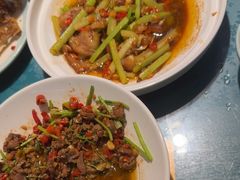 -呷湘厨·鱼汤捞饭·剁椒鱼头·辣椒炒肉(国家会展中心店)