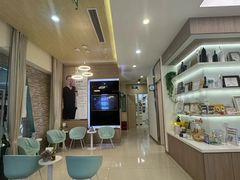 -维乐口腔(美维云门诊陆家嘴店)