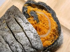 竹炭面包-七叔是岛民(花基新村店)