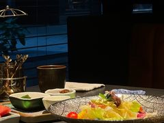 -铭牛烧肉·和牛海鲜自助(高新月牙湖店)