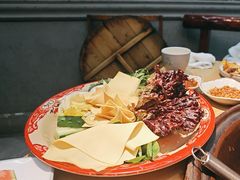 -万里闯关东铁锅炖菜馆(高新旗舰店)