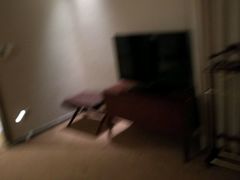 -驿都金陵大酒店-停车场