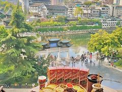 -包整·丝娃娃(甲秀楼景观店)