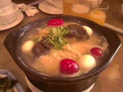 -三鞭一花·独一处·元英砂锅(海光寺店)