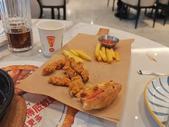 -必胜客(砂之船中东奥莱店)