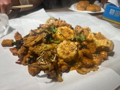-嗨辣小聚·盘锦河蟹·海鲜烧烤龙虾(盘锦十年好店)