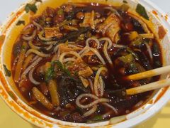 -老牌柳州螺蛳粉(同班同学美食城店)
