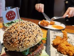 -FAT COW(虹梅路店)
