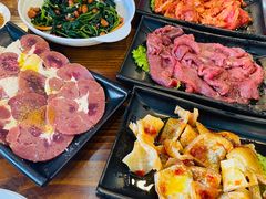 -韩风烤牛肉冷面店