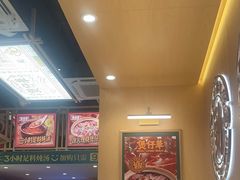 -华记煲仔华·煲仔饭(市桥易发店)