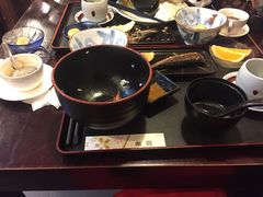 -左舞日本料理