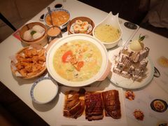 -新大咀港式茶餐厅(宝山万达店)