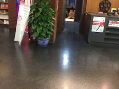 -外研书店(北京外国语大学西校区北外国际大厦店)