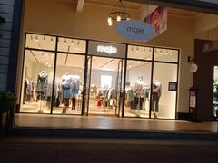 -王府井奥莱临潼小镇(临潼店)