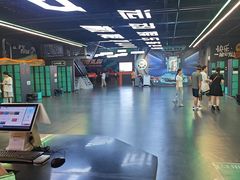 -极限PLAY运动娱乐新世界·团建派对潮玩休闲馆·室内蹦极高空游乐园