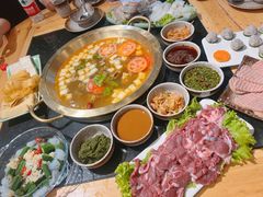 -顶顶汤火牛排火锅·经典铜锅涮肉