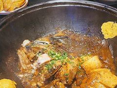 -鱼窝棚柴火铁锅炖(富山屯店)