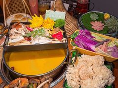 -花菇朵·云山雀 ll 野生菌锅·野果酸汤·精品滇菜(万柳店)