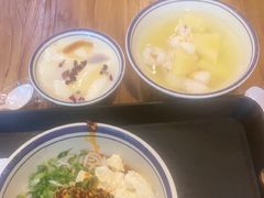 -云阿蛮云南生烫牛肉米线(奉贤路店)