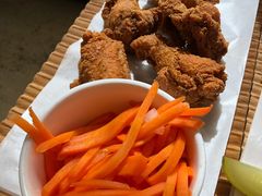 炸鸡翅-悠航SLOWBOAT(三里屯店)