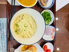 -百年老字号·观振兴蟹黄面·三虾面·苏式面(观前街富仁坊巷店)