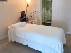 -JNK皮肤管理中心