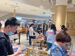 -七鲜超市(瑞虹天地太阳宫店)