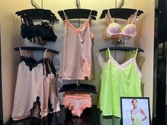 -Victoria's Secret(杭州湖滨银泰in77店)