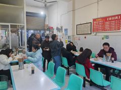 大堂-新繁牛肉豆花(都江堰店)