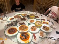 -沁香庭中餐厅·川粤菜(重庆高新假日酒店)