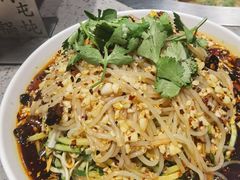 -山河屯铁锅炖(哈西站店)