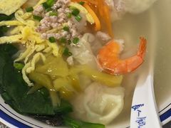 -长人馄饨铺(解放街店)