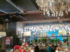 -领鲜活海鲜榴莲自助火锅(东门店)