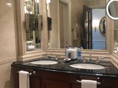 -广州富力丽思卡尔顿酒店