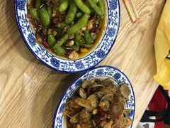 -江城燕子大排档(江汉路步行街店)