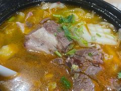 砂锅驴肉-闫家驴肉老店(华电一校店)