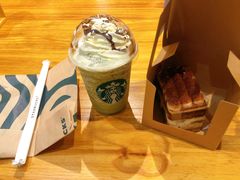 -星巴克臻选(周浦万达店)