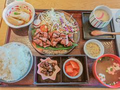 岩烧雪花牛肉定食-味太助·银饭食堂(中华城店)