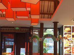 -阿瓦山寨·湘菜现炒·剁椒鱼头王(咸阳总店)