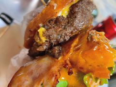 夏威夷牛肉汉堡-shark burger·鲨鱼汉堡(交子大道店)