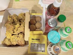 -BHC炸鸡(明洞总店)