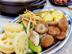 -牛知府云南菌汤鲜牛肉火锅(肖家湾店)