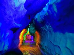 -泰安地下龙宫景区