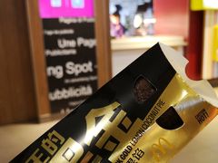 王的黑金柠檬椰果派-麦当劳(领展中心城店)