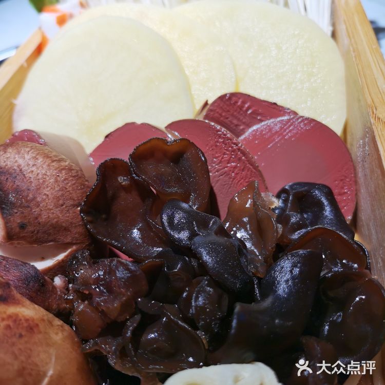 打卡探店江湖盛宴—大局•江湖牛肉锅[拔草]