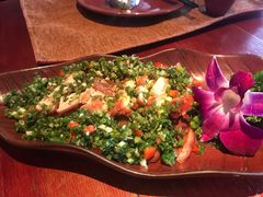 大理风味葱椒鸡-花马天堂云南餐厅 Lost Heaven(外滩店)